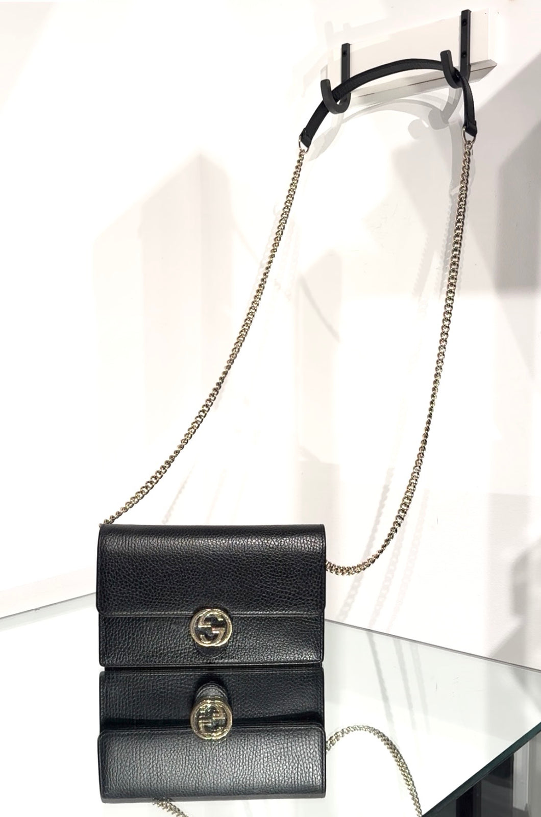 GUCCI Interlocking G Dollar Leather Wallet On Chain