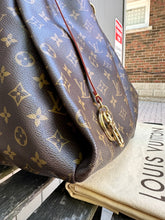 Load image into Gallery viewer, LOUIS VUITTON Artsy MM Monogram Canvas Shoulder Bag
