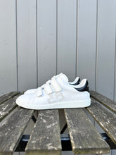 Load image into Gallery viewer, ISABEL MARANT Leather Sneakers
