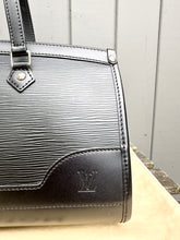 Load image into Gallery viewer, LOUIS VUITTON Madeleine PM Epi Leather Handle Bag
