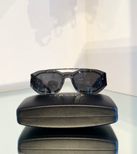 Load image into Gallery viewer, VERSACE Medusa Sunglasses
