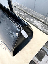 Load image into Gallery viewer, LOUIS VUITTON Madeleine PM Epi Leather Handle Bag
