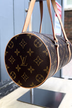 Load image into Gallery viewer, LOUIS VUITTON Vintage Monogram Papillion 26 Bag
