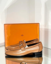 Load image into Gallery viewer, HERMÈS Paris Leather Loafers
