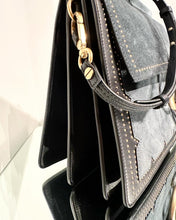 Load image into Gallery viewer, CHLOÉ Medium Faye Shoulder Bag
