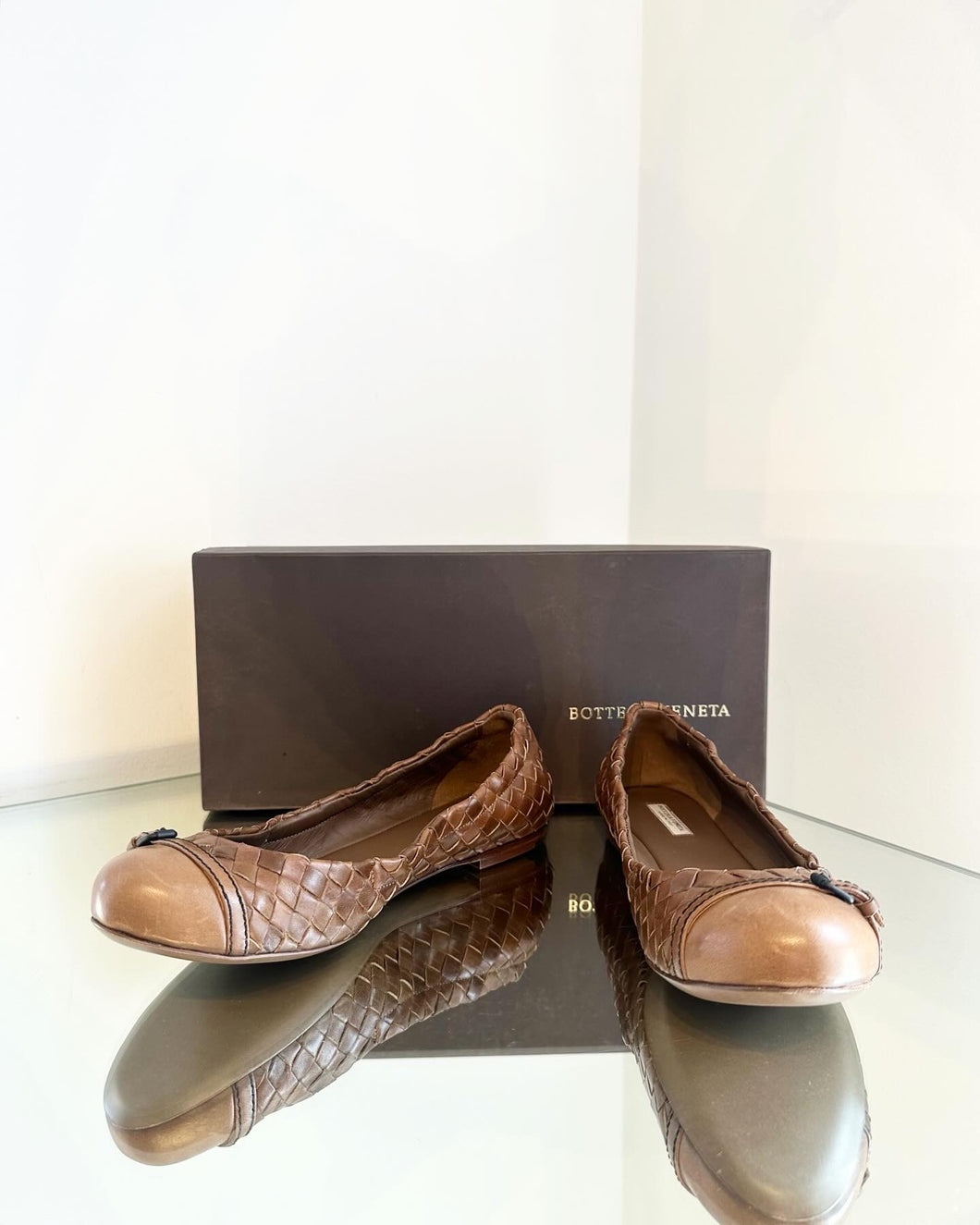 BOTTEGA Venetta Intrecciato Weave Leather Ballet Flats