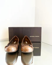 Load image into Gallery viewer, BOTTEGA Venetta Intrecciato Weave Leather Ballet Flats
