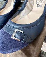 Load image into Gallery viewer, TOD’S Leather Suede Ballet Flats
