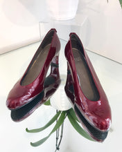 Load image into Gallery viewer, STUART WEITZMAN Patent Leather Mid Heel Pumps
