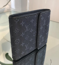 Load image into Gallery viewer, LOUIS VUITTON Sepia Navy Monogram Mini Lin Trifold Wallet
