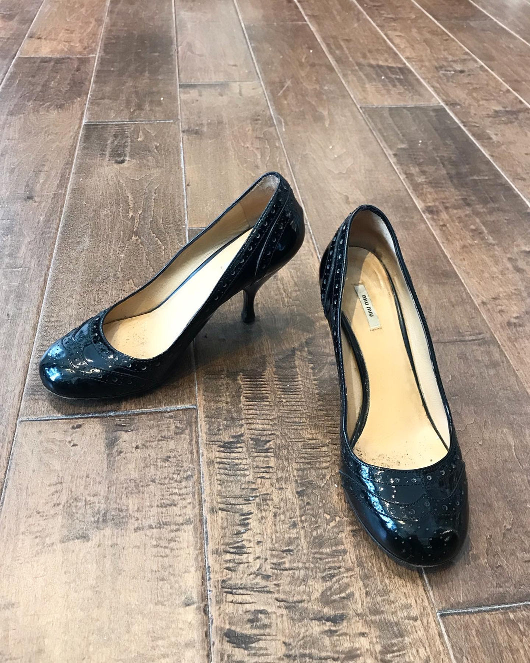 MIU MIU Patent Leather Round Toe Mid Heel Pumps