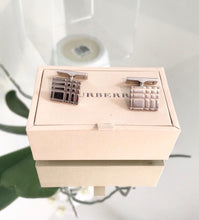 Load image into Gallery viewer, BURBERRY Cuff Links
