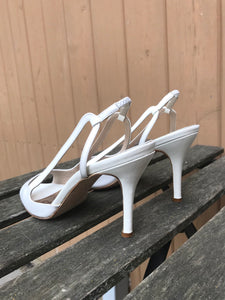 MANOLO BLAHNIK White Patent Leather High Heel Sandals